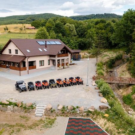 Transylvanian Relax House Lupeni  Экстерьер фото