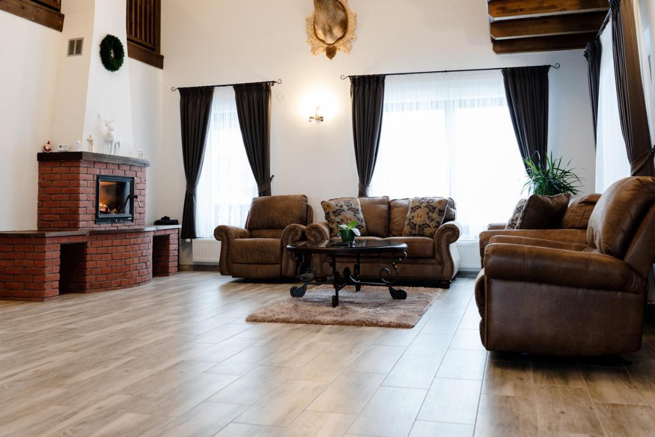 Transylvanian Relax House Lupeni  Экстерьер фото