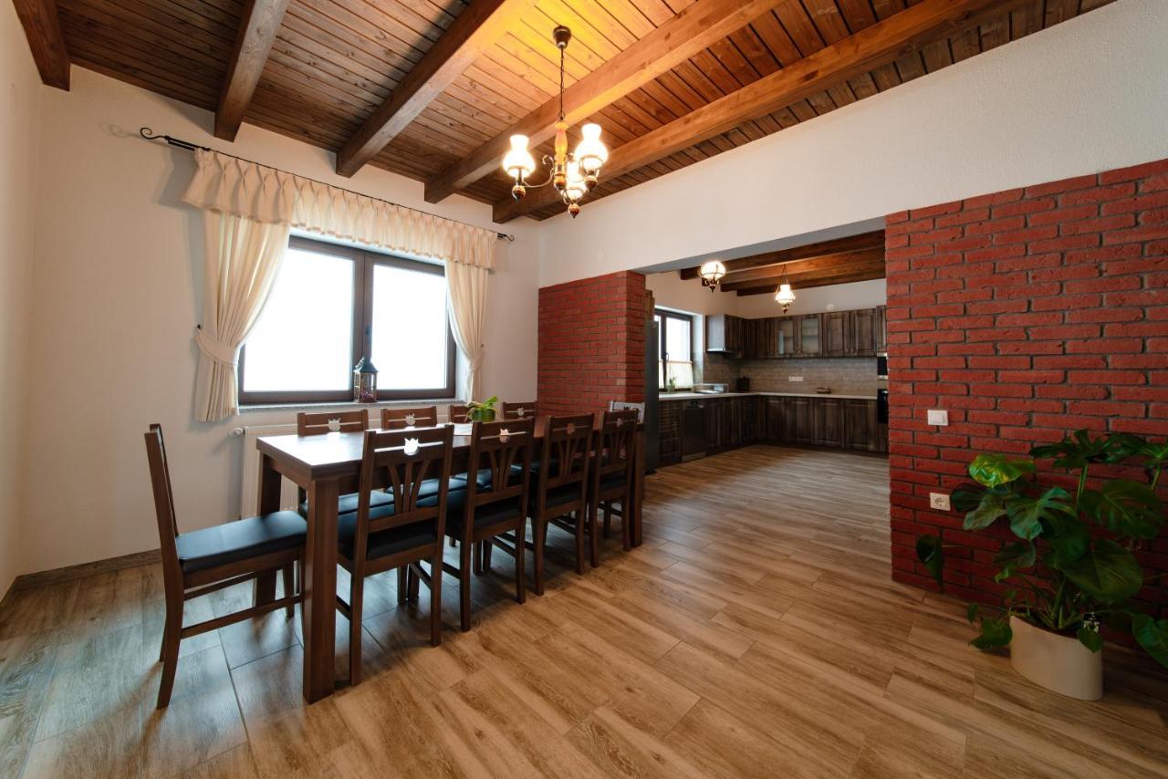 Transylvanian Relax House Lupeni  Экстерьер фото