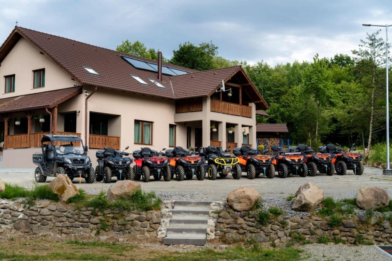 Transylvanian Relax House Lupeni  Экстерьер фото