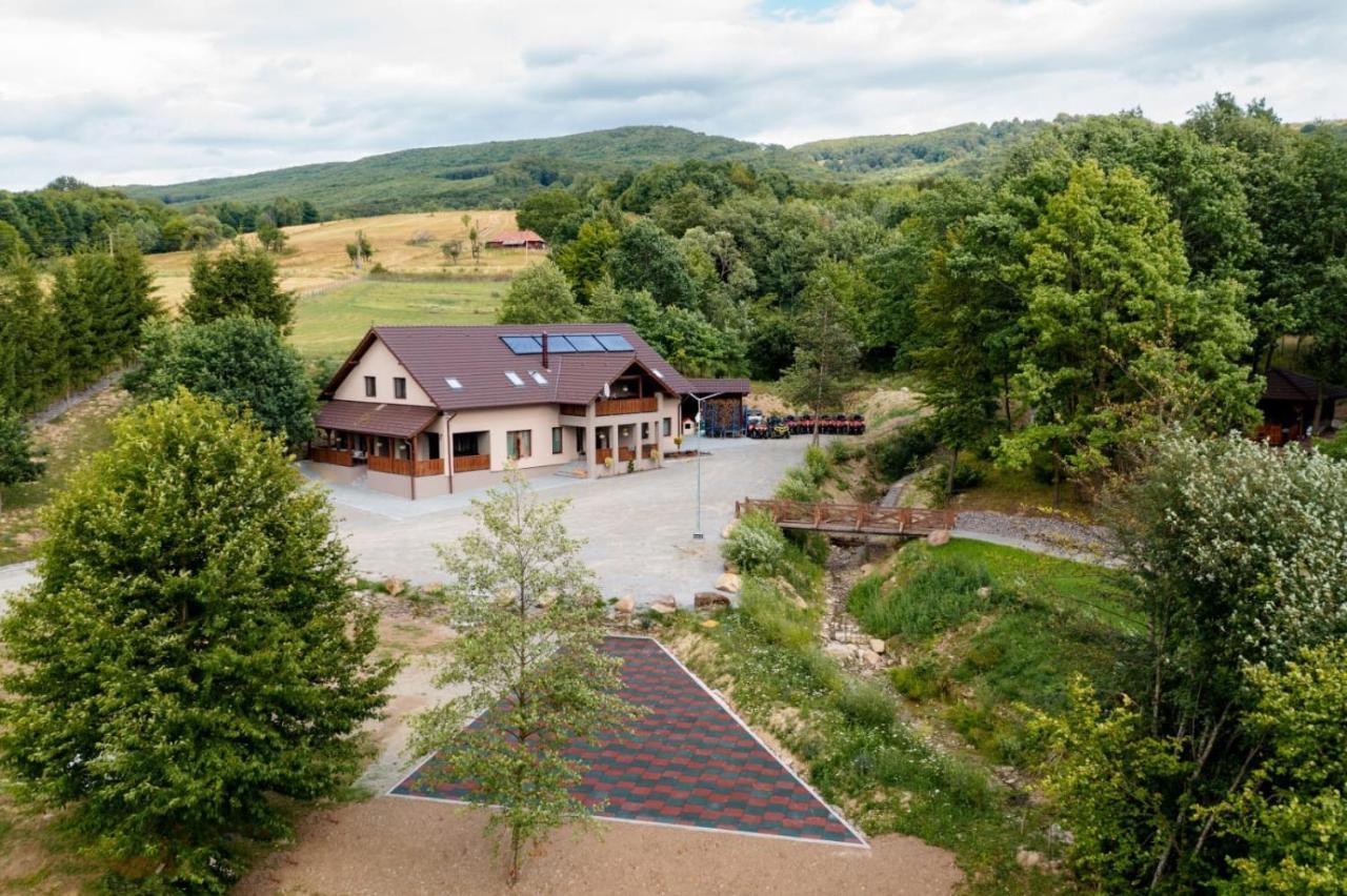 Transylvanian Relax House Lupeni  Экстерьер фото